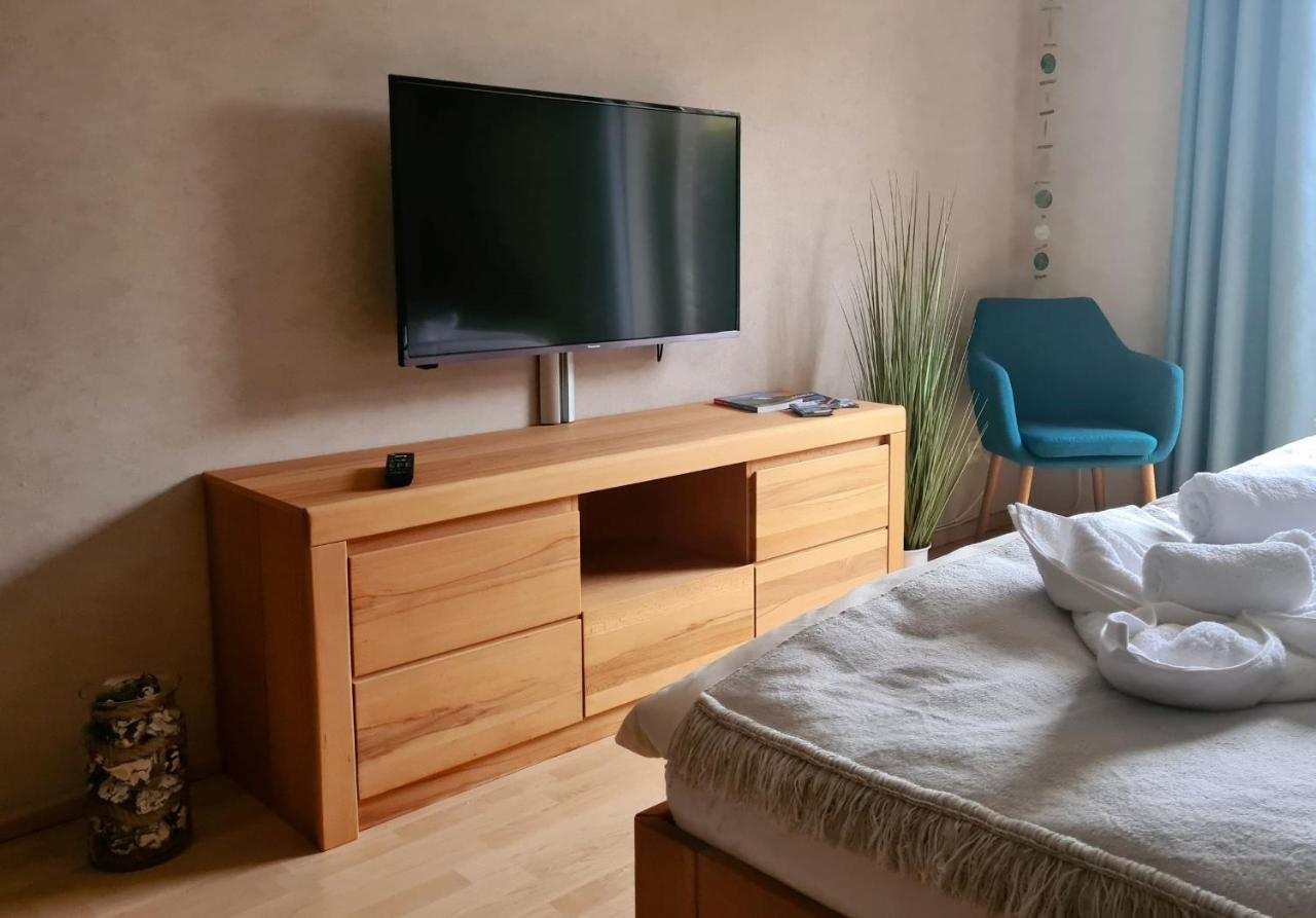 Appartement Uttied Mit Terrasse Und Garten - 4 Sterne Dtv Rambin Ngoại thất bức ảnh